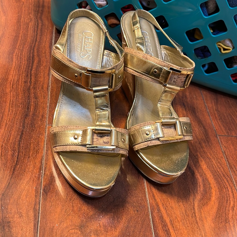 Size 7.5 gold Chaps heels. Absolutely gorgeous. Worn once.